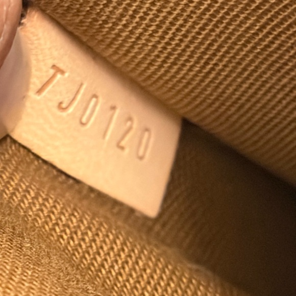 SOLD❤️❤️❤️ - Picture 2 of 16